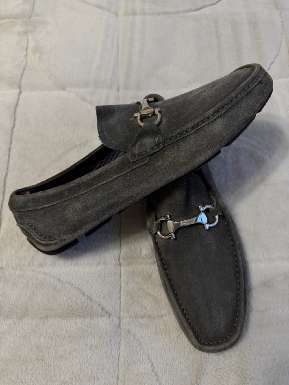 $850 Salvatore Ferragamo Gancini Ornament Bit Suede Driving Loafers Gray 10 11 - Picture 4 of 16